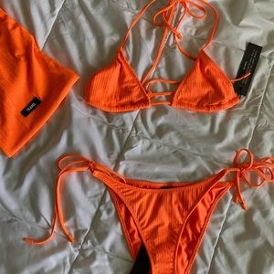 Neon Orange bikini set!